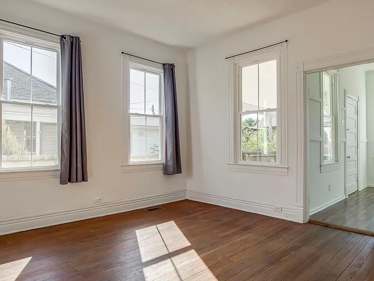 1909 Bonnycastle Ave — Photo 20