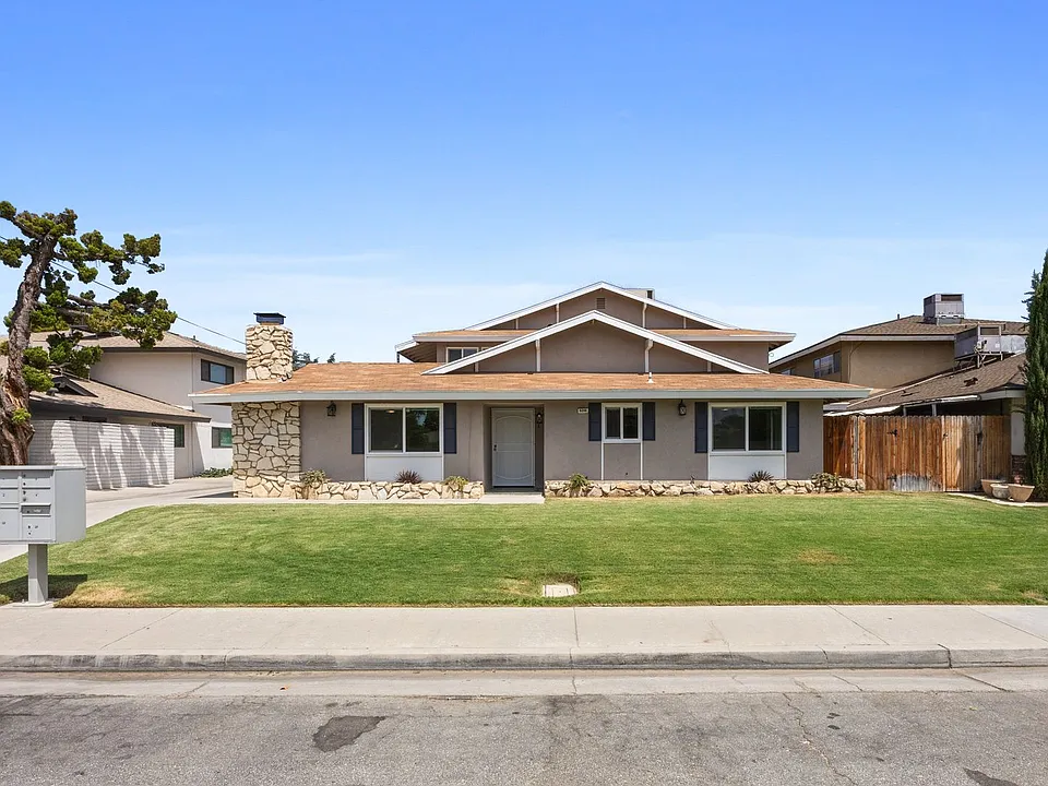 6200 Stockdale Hwy