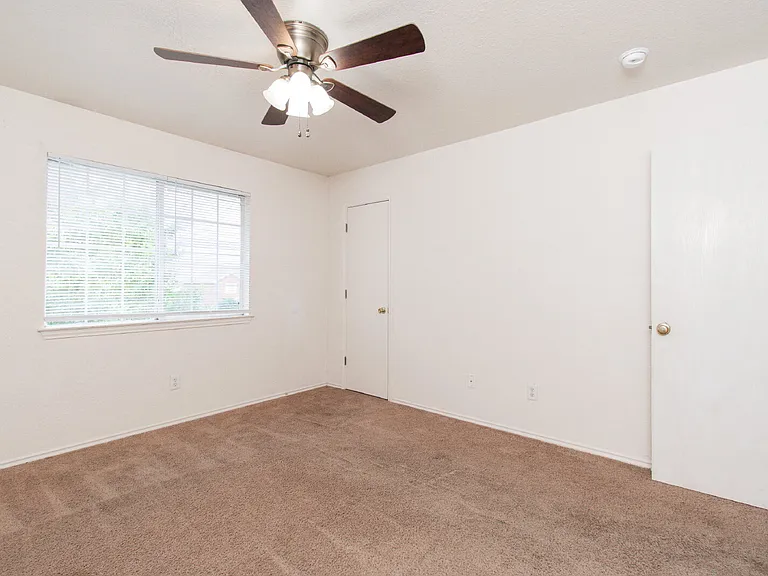 4408 Deek Dr #D — Photo 13