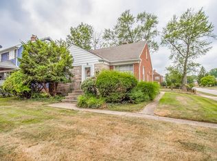 1296 S Green Rd, South Euclid, OH 44121