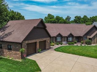 5507 13th Ave, Vienna, WV