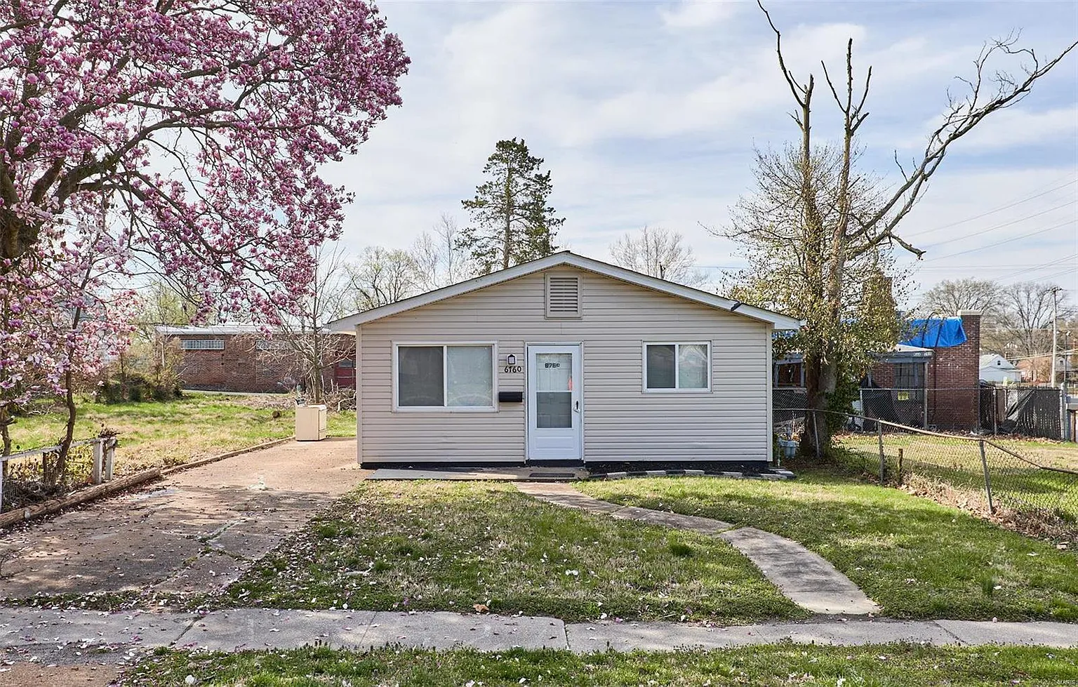6760 Schofield Pl photo 1