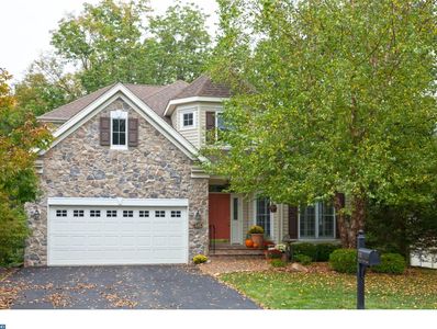 132 Silver Tail Ln, New Hope, PA, 18938