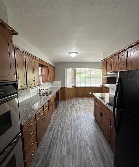 6020 N Meridian Pl — Photo 5
