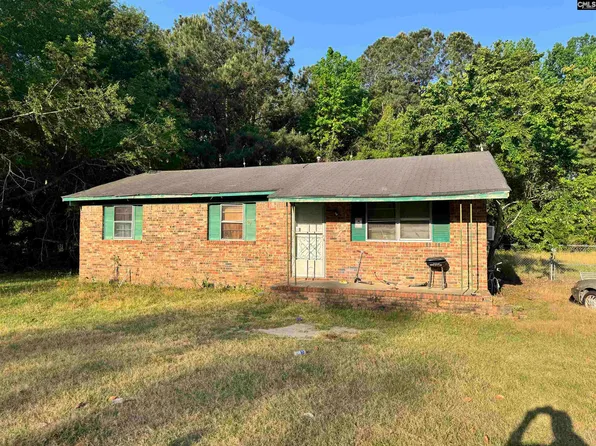 42 Sugar Hill Dr, Bishopville, SC 29010