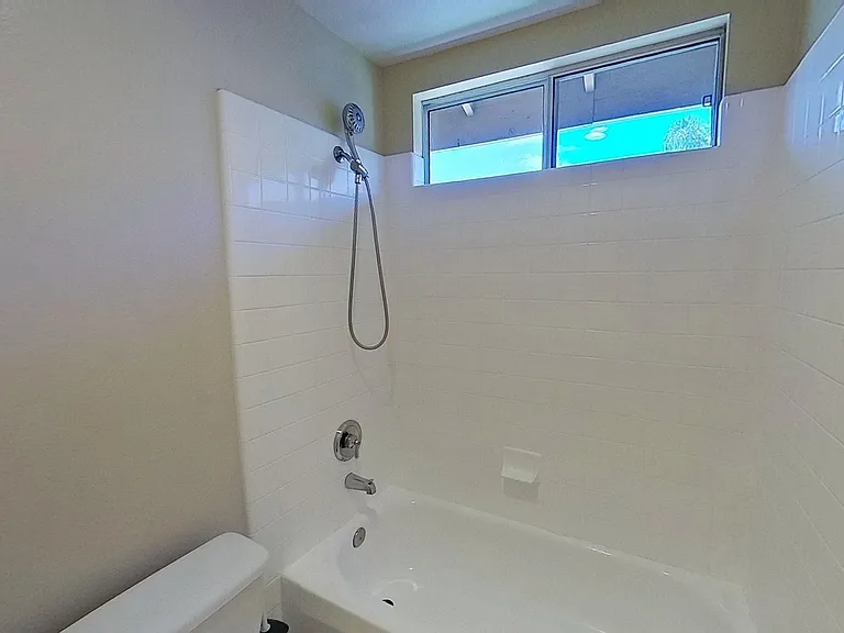 4749 E Bradford Ave — Photo 30