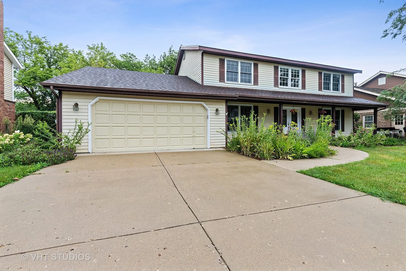 618 Paddock Ln photo 1