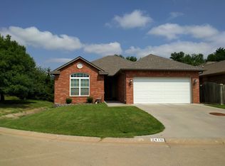 2410 Arlington Dr, Enid, OK 73703