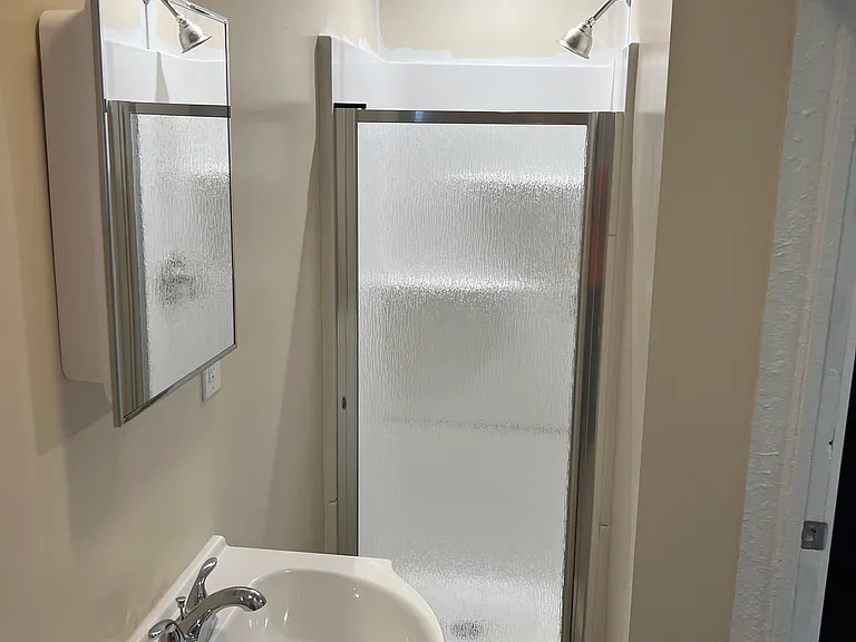 308 Essex St #2 — Photo 4