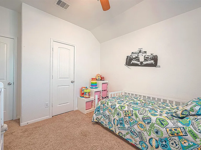 8722 Adrienne Dr — Photo 37
