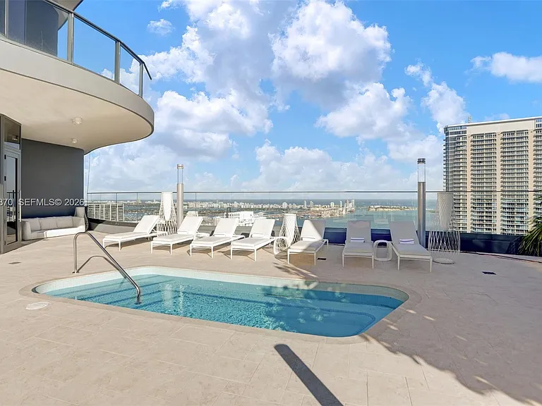 1000 Brickell Plz #1904 — Photo 23