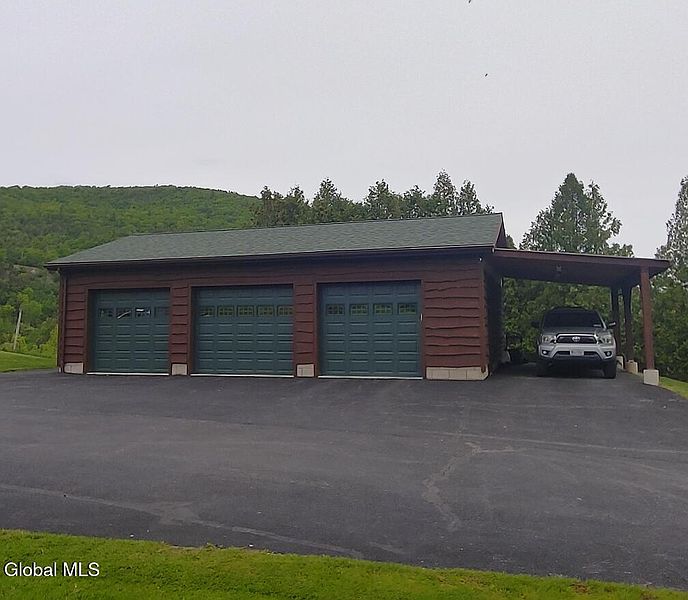 2nd image of 749 State Route 9N