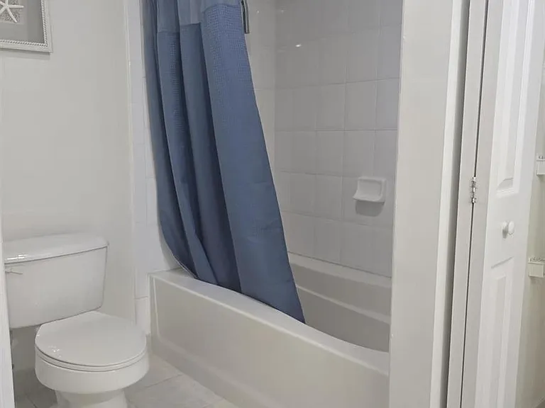 7970 N Nob Hill Rd #205 — Photo 10
