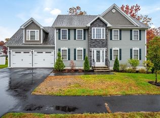 74 Liberty Cir, Holden, MA 01520