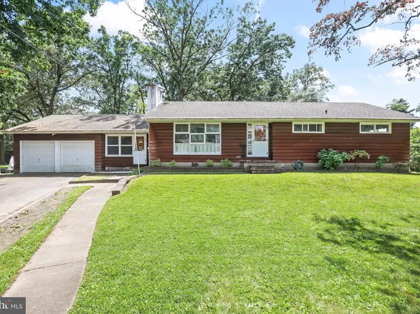 5078 Clayton Ave, Pennsauken, NJ 08109
