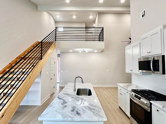 5th image of 118 Saint Germaine Cir