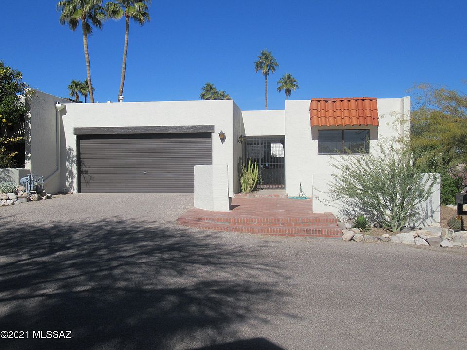 1st image of 7530 N Palm Cir