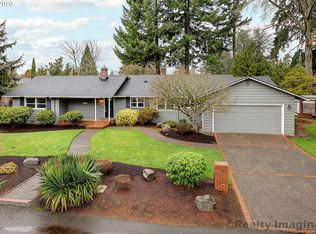 9795 SW Hawthorne Ln, Portland, OR 97225