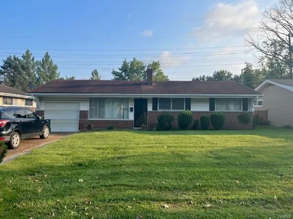 2336 Collett Dr, Saint Louis, MO 63136
