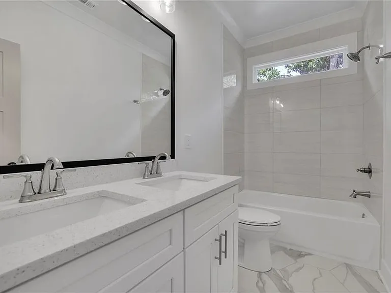 6181 Shoreland Cir — Photo 29