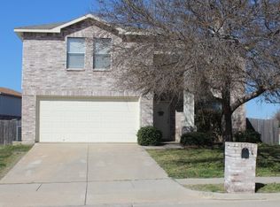 1221 Golden Sand Dr, Denton, TX 76210