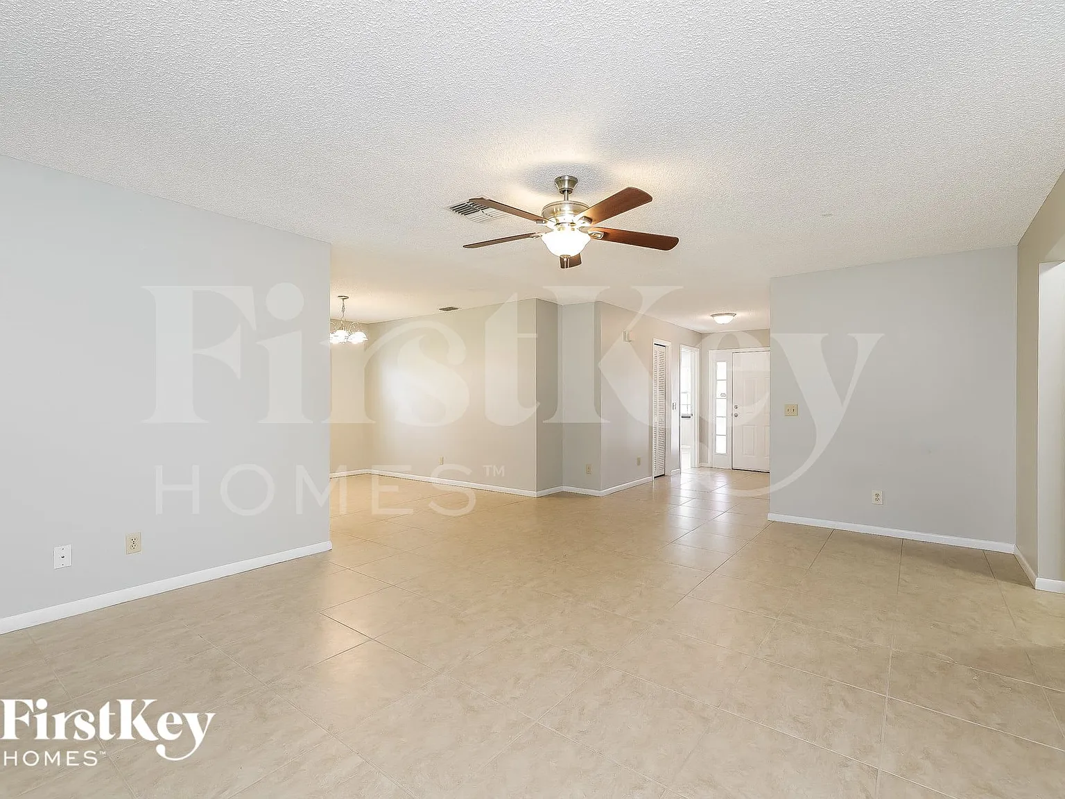 3 bed, 2.0 bath, 2168 sqft, $2,100 — Photo 4