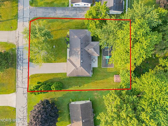 3rd image of 6006 Matthew Dr