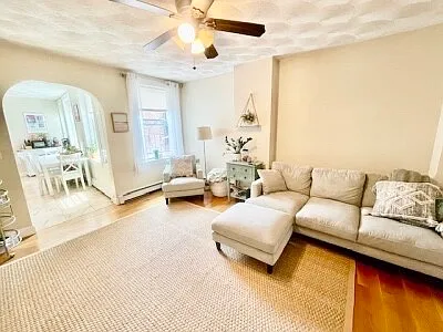 47 N Margin St #2 — Photo 4