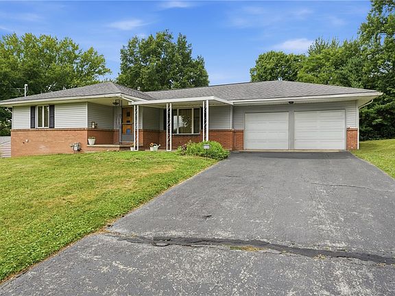 2nd image of 322 Fredrick Dr