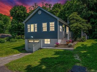 32 Lakeview Dr, Bethlehem, CT 06751