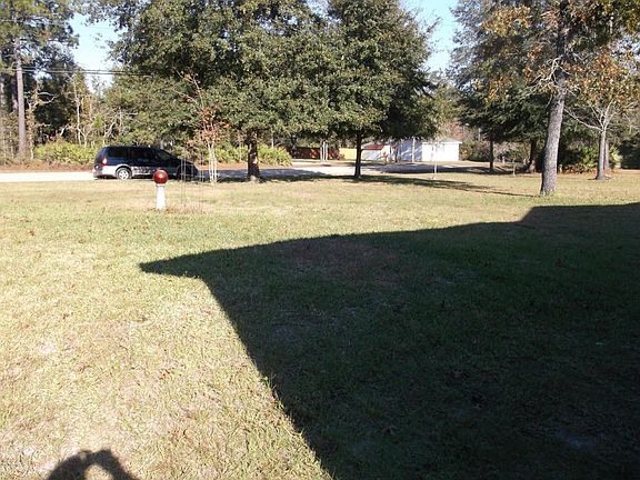 Front Yard fr road view