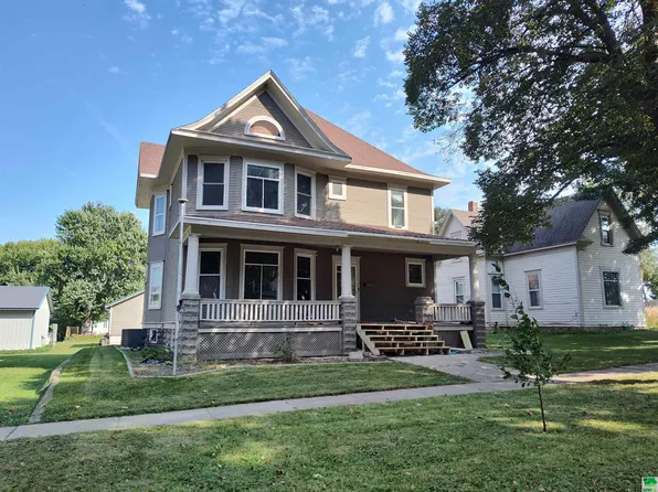 608 S Greene St, Rock Rapids, IA 51246