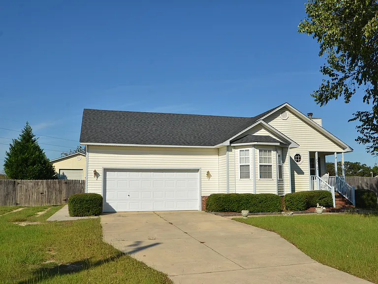 6012 Waldos Beach Rd — Photo 1