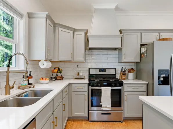 271 Crossbridge Rd, Chelsea, AL 35043