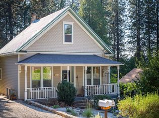 422 1/2 Pine St, Grass Valley, CA 95945