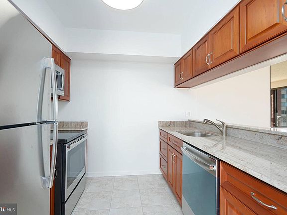 3rd image of 5800 Nicholson Ln #1-805