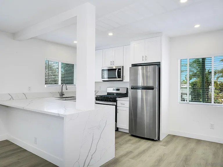 3204 Collier Ave #3204 — Photo 16