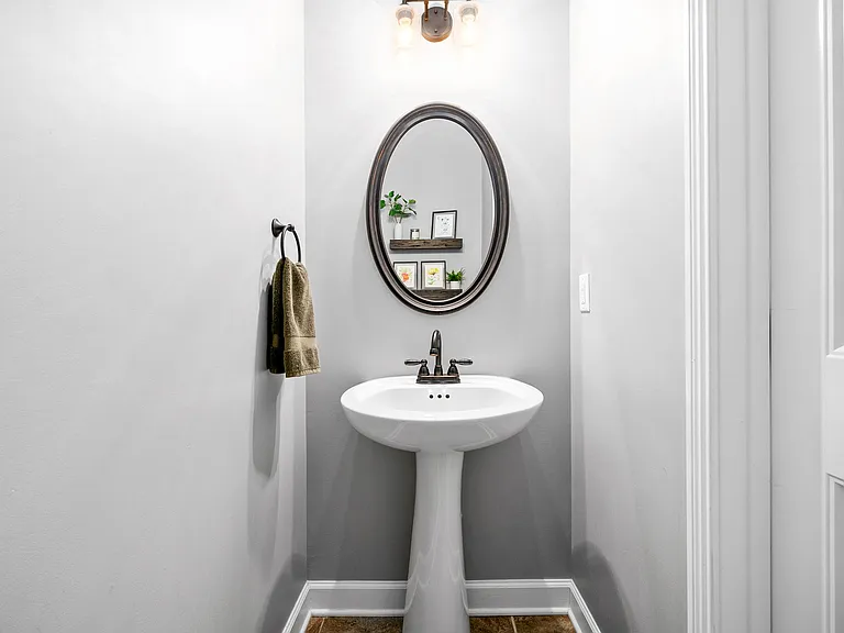 1607 Ellie Piper Cir — Photo 17