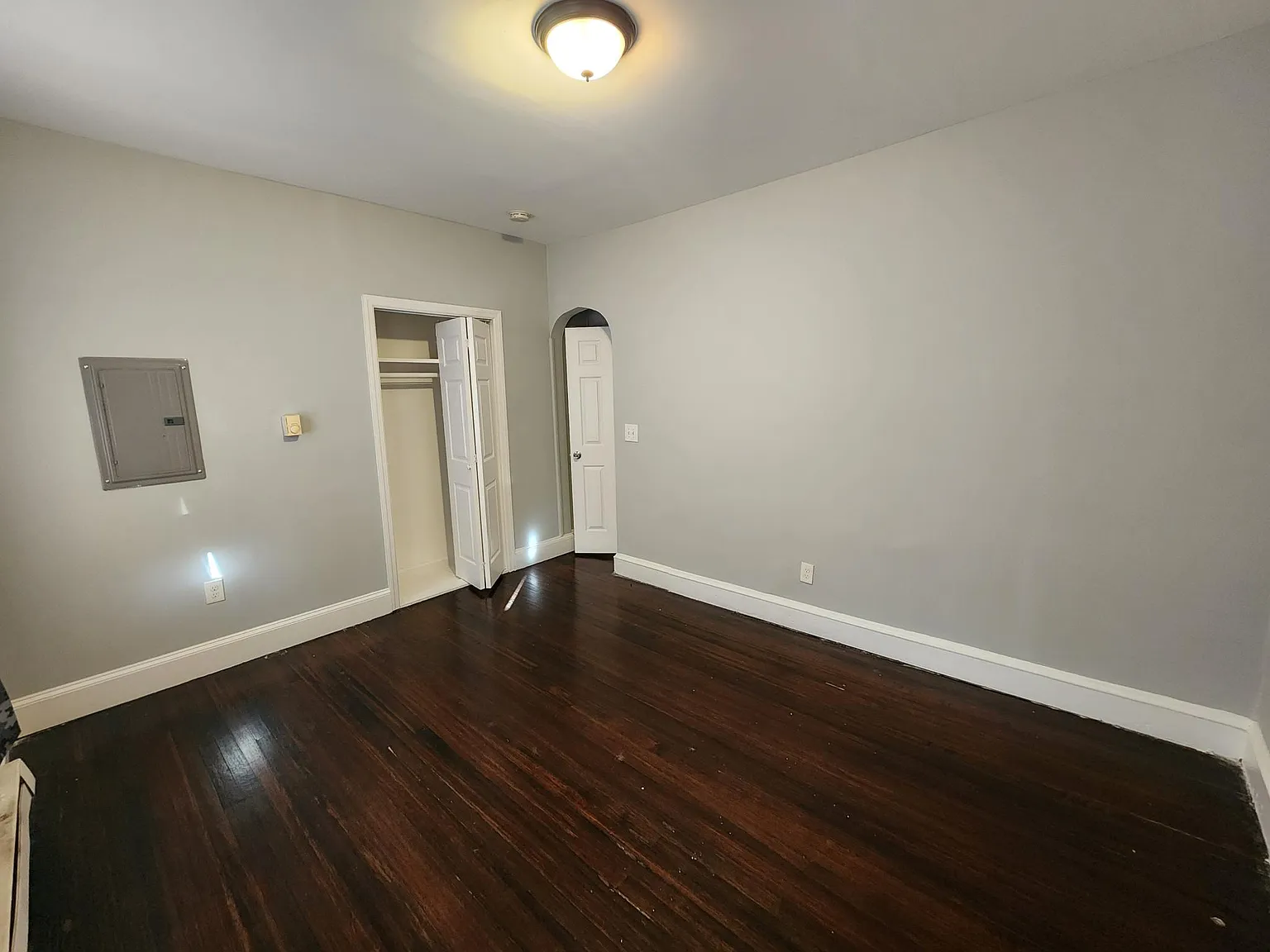 2 bed, $1,600 — Photo 2