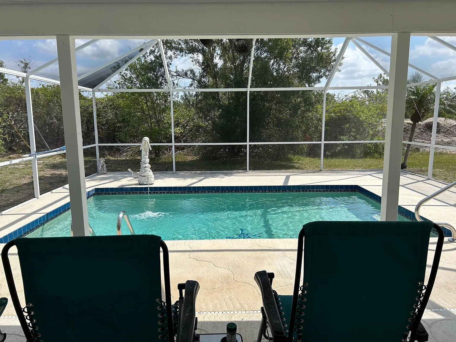 4 bed, 1550 sqft, $2,000 — Photo 2