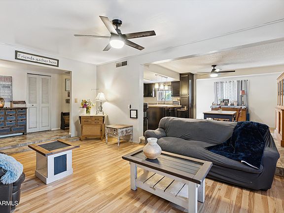 2nd image of 3739 E POINSETTIA Drive