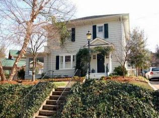 318 E Park Dr, Raleigh, NC 27605