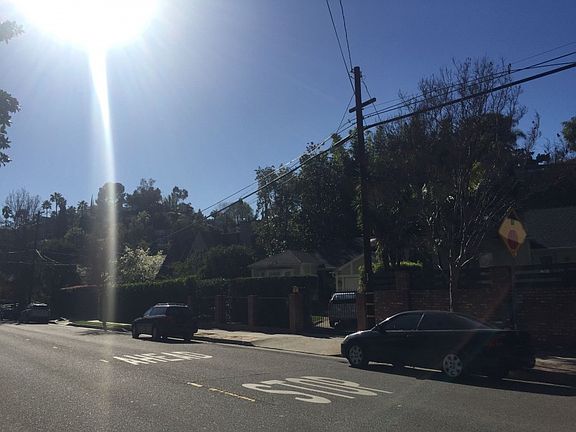 4th image of 2315 Canyon Dr