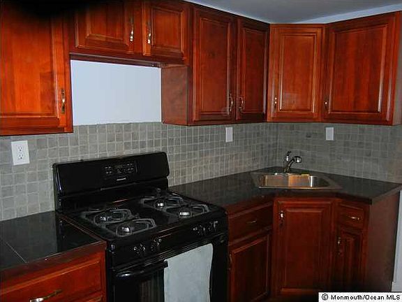 2nd image of 804 Trenton Ave