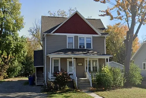 406 Naymut St Photo 1