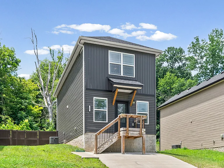50 Cave Springs Rd — Photo 2