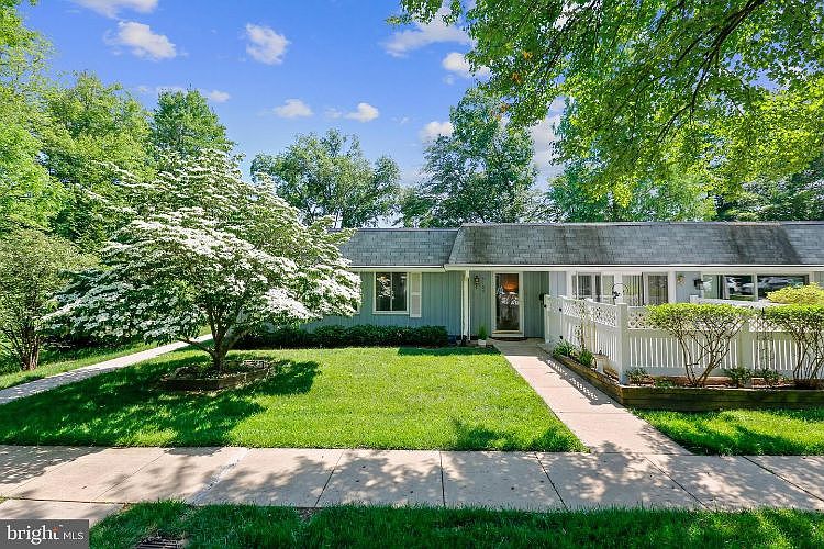 1st image of 3105 Farnborough Ct #257C