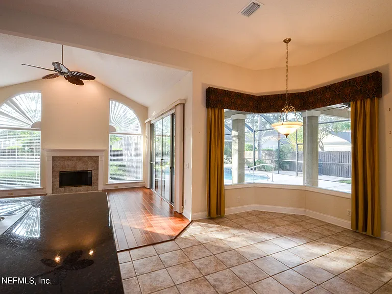 11712 Blackstone River Dr — Photo 6