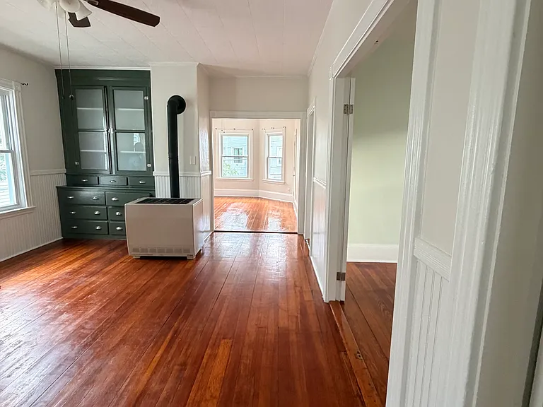 255 Shaw St #2 — Photo 1