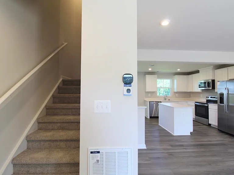 2910 Orchard Ridge Ln — Photo 17